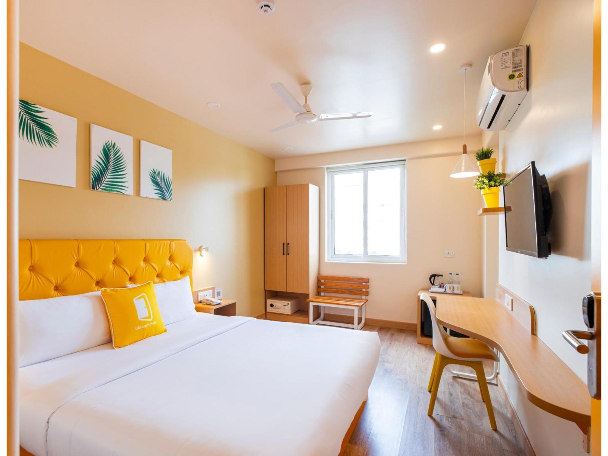 Bloom Hotel - Hsr Club Bangalore Esterno foto